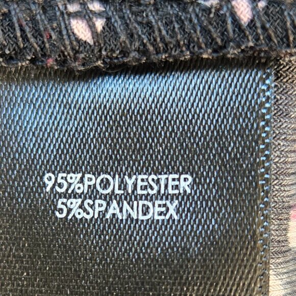 630-16 Torrid 2 Cami top & Capri pants Abstract Ditsy 2 pc SET Size 1 (16/18) - Picture 10 of 11